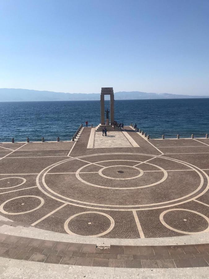 B&B I Bronzi Reggio Calabria Exterior photo